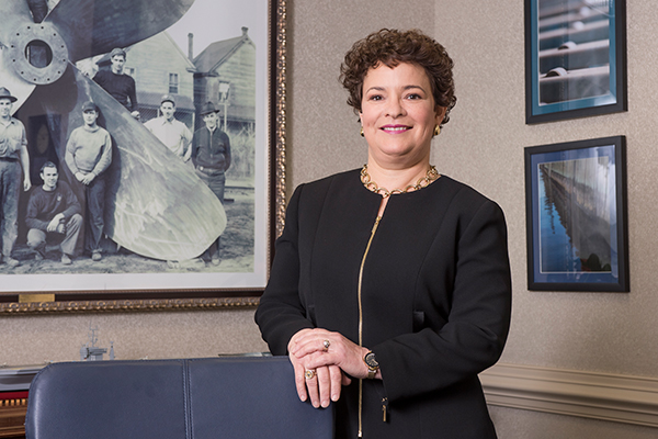 詹妮弗·博伊金照片